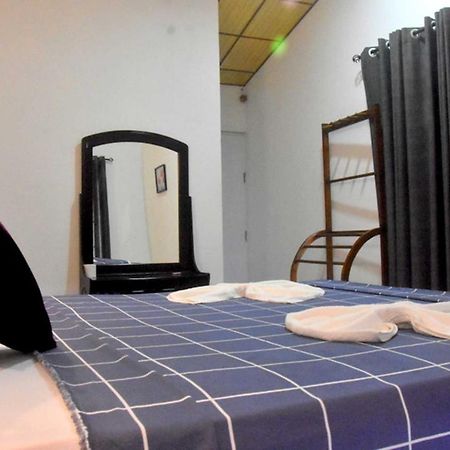 Hotel H2O Gampola Extérieur photo