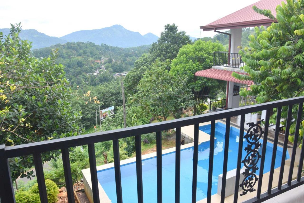 Hotel H2O Gampola Extérieur photo
