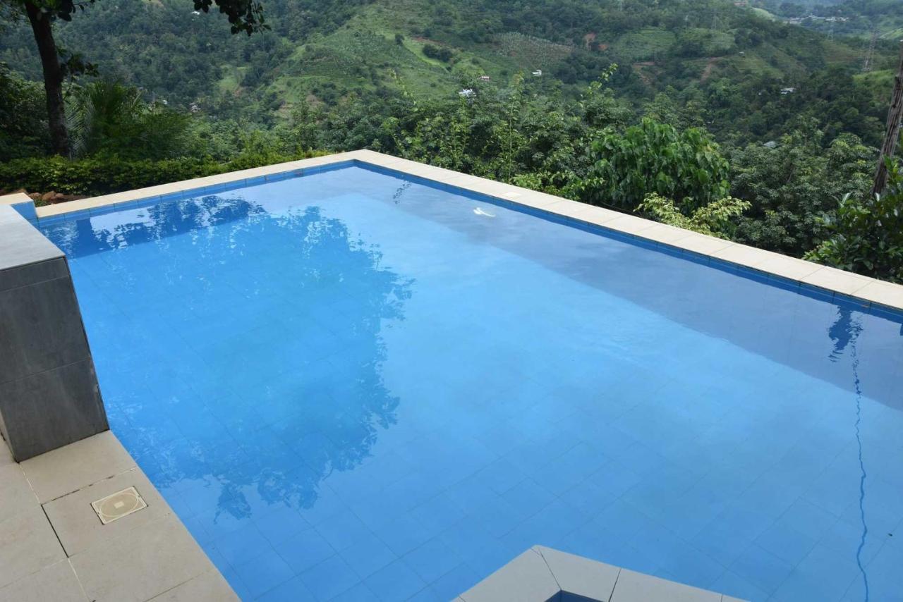 Hotel H2O Gampola Extérieur photo