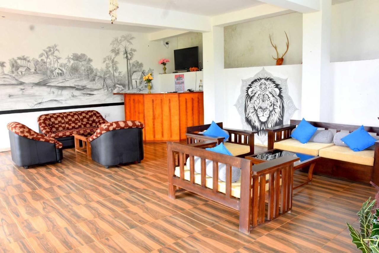 Hotel H2O Gampola Extérieur photo