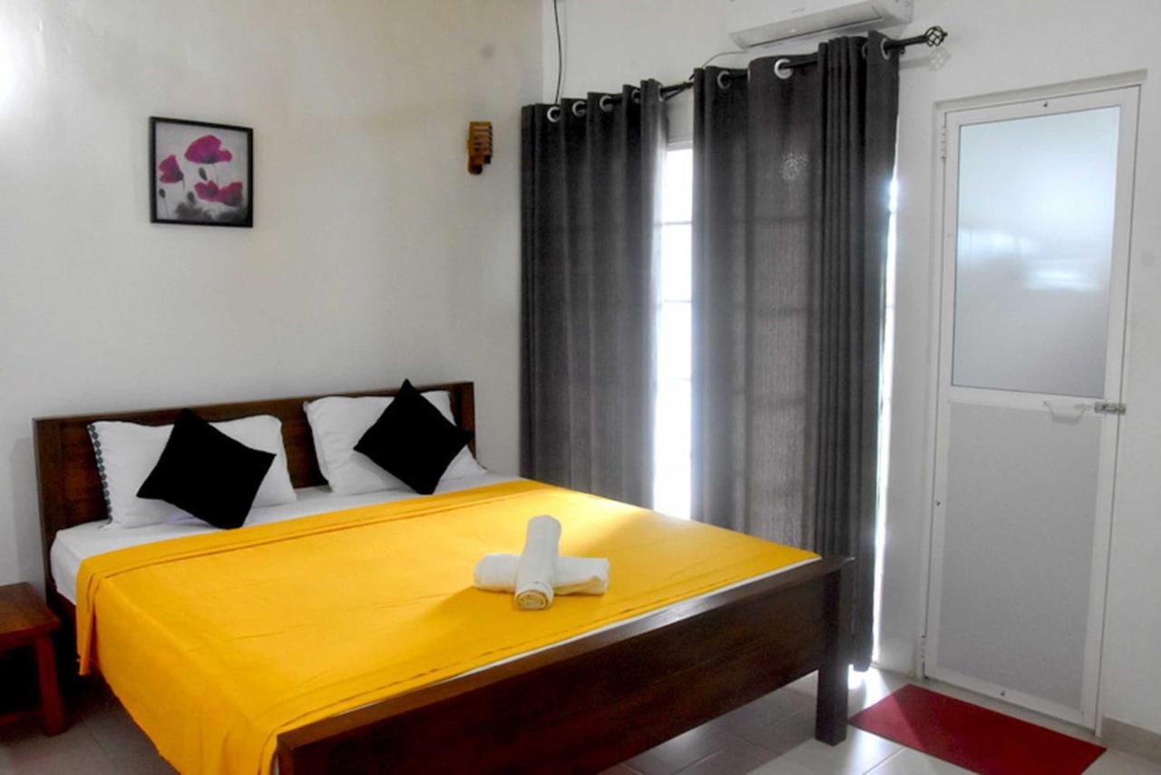 Hotel H2O Gampola Extérieur photo