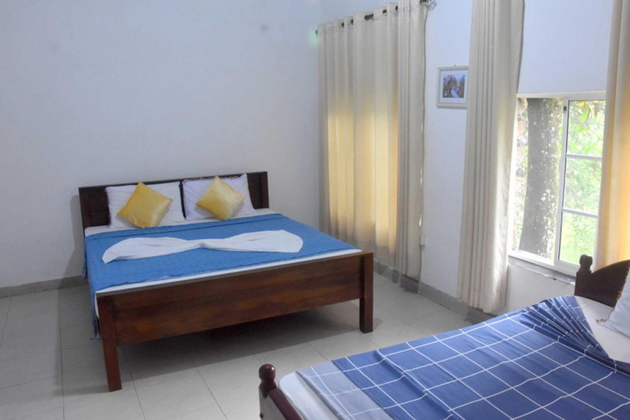 Hotel H2O Gampola Extérieur photo